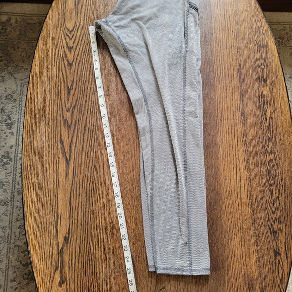 Z by Zobha Gray Chevron Printed Leggings with Zipper Pockets Size Women's 16-18 - Picture 11 of 14